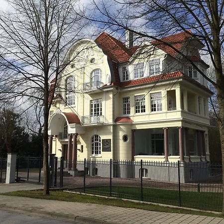 Am Kurpark Apartment *